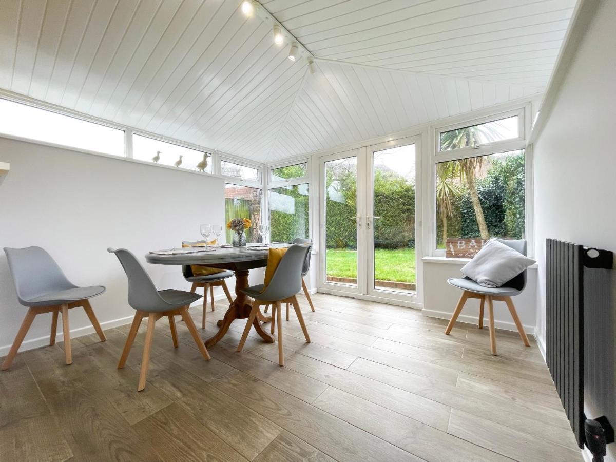 Well Situated, Cosy 2 Bed House Βίλα West Kirby Εξωτερικό φωτογραφία